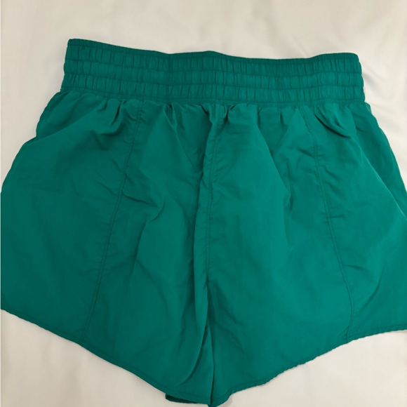All in Motion Women's Green Athletic Shorts - Picture 3 of 3